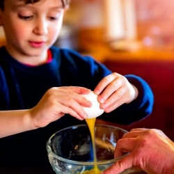 Faites participer les enfants en cuisine