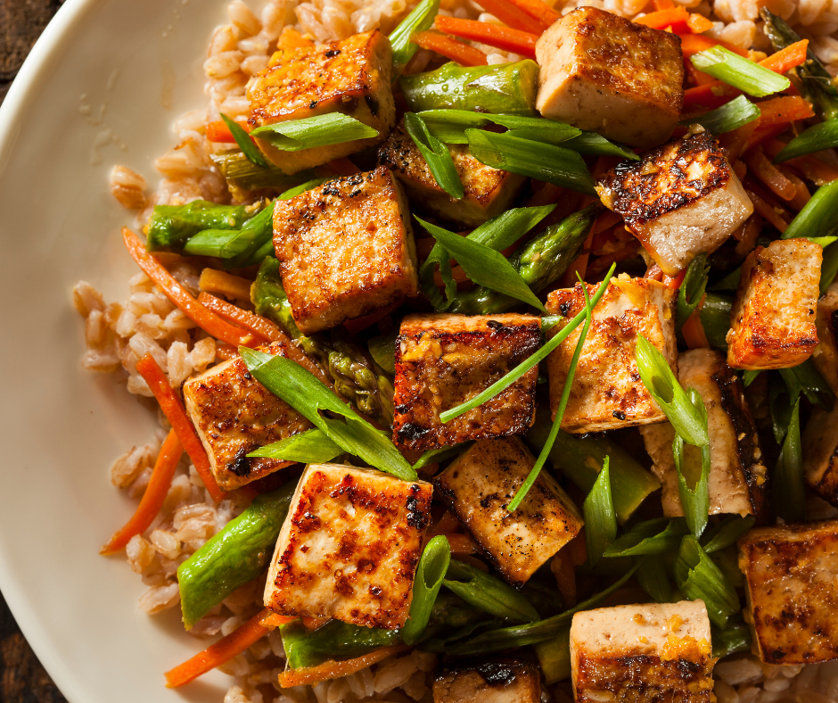 tofu, sauté, oignon vert, asperge, protéine